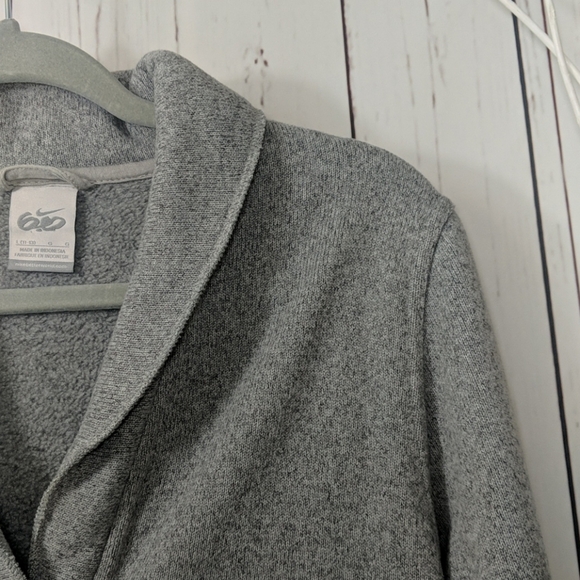 ***SOLD*** Nike Sixo Grey Cropped Sweater Jacket - Picture 2 of 12